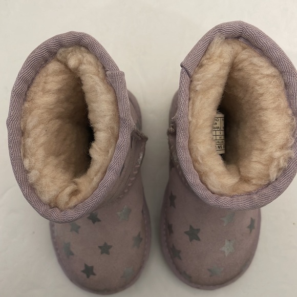 UGG WINTER CLASSIC BOOTS SHORT II BABY 9 MHTS-2 YRS SIZE 6 - Picture 9 of 14